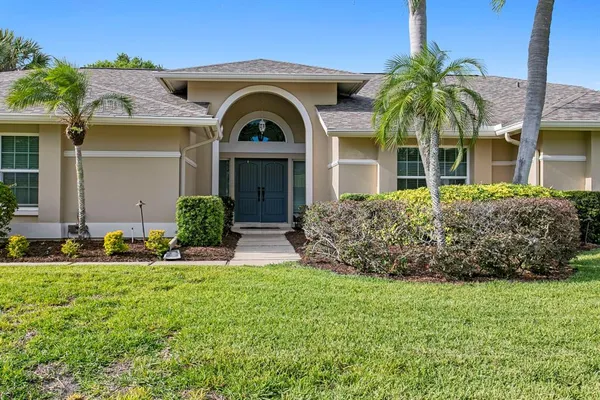 $675,000 | 6211 Iroquois Court, Odessa, FL 33556