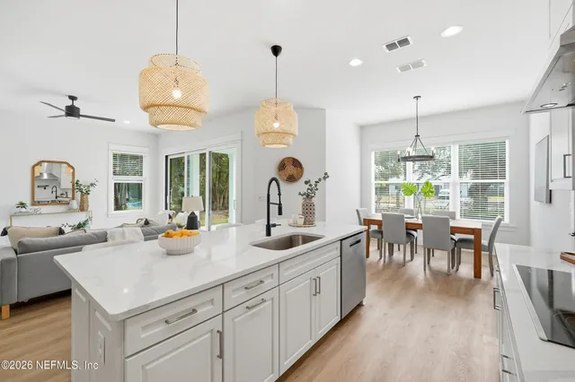 $1,249,000 | 904 Barbara Lane, Jacksonville Beach, FL 32250