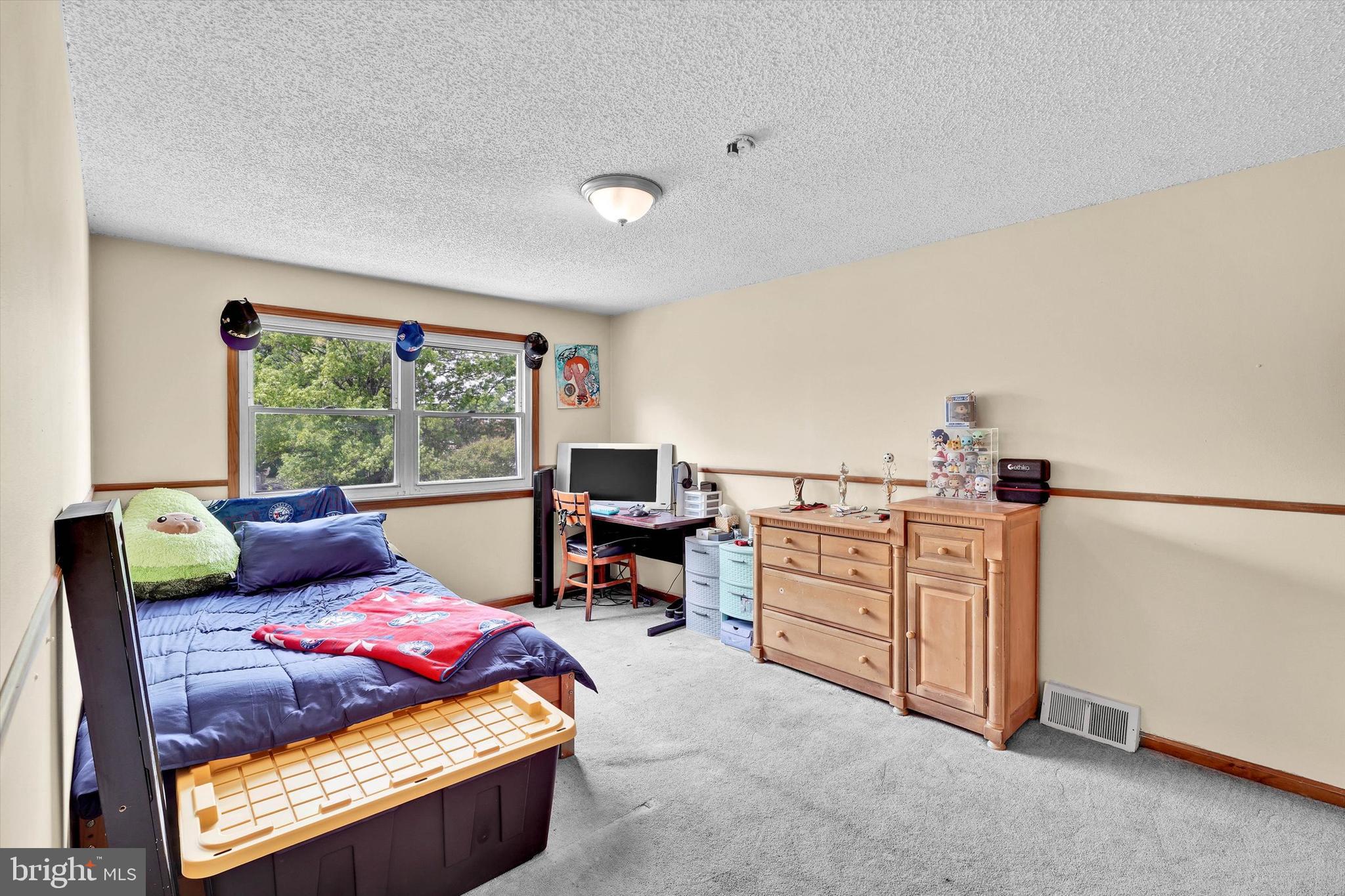 12402 Medford Road Philadelphia, PA 19154 - Photo 22 of 31