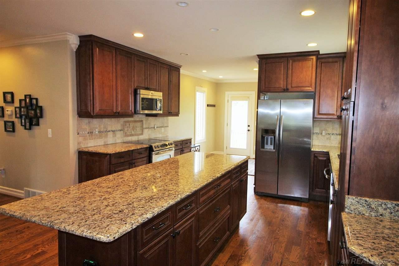 518 Neff Road Grosse Pointe, MI 48230 - Photo 37 of 76 31354675-36.JPG