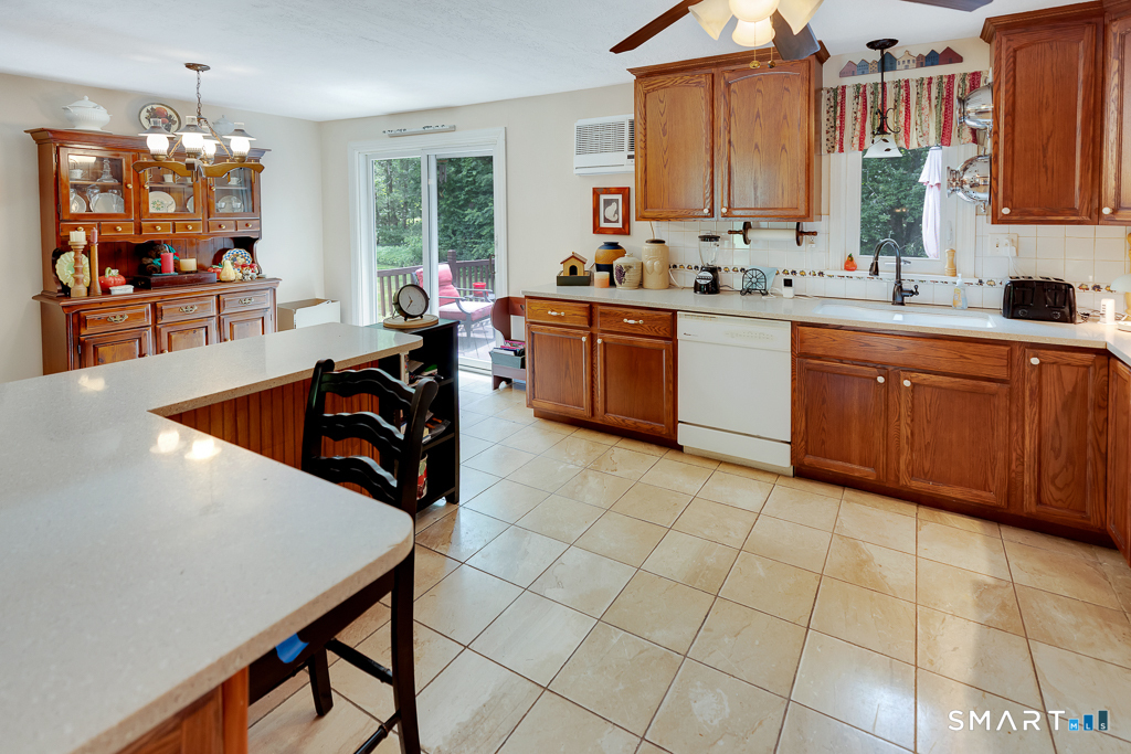 24 Joe Williams Road East Haddam, CT 06469 - Photo 7 of 38