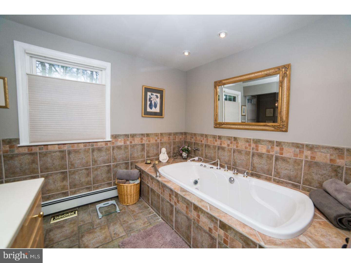 504 Ashland Ridge Road Hockessin, DE 19707 - Photo 21 of 25 Master Bathroom