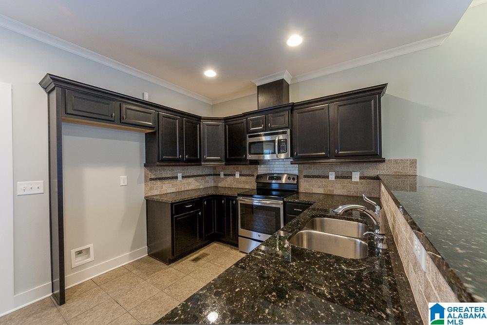 1265 Grants Way Birmingham, AL 35210 - Photo 11 of 34