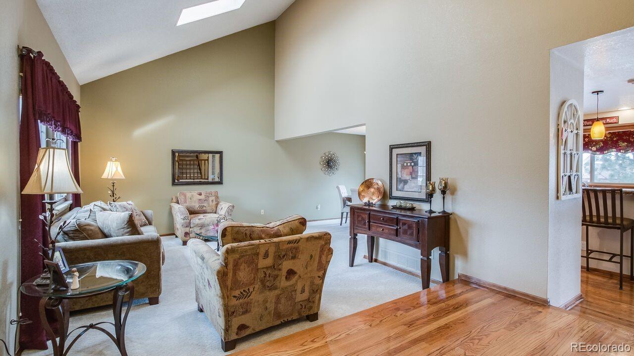 962 Quail Place Highlands Ranch, CO 80126 - Photo 3 of 31 Gallery Image 3