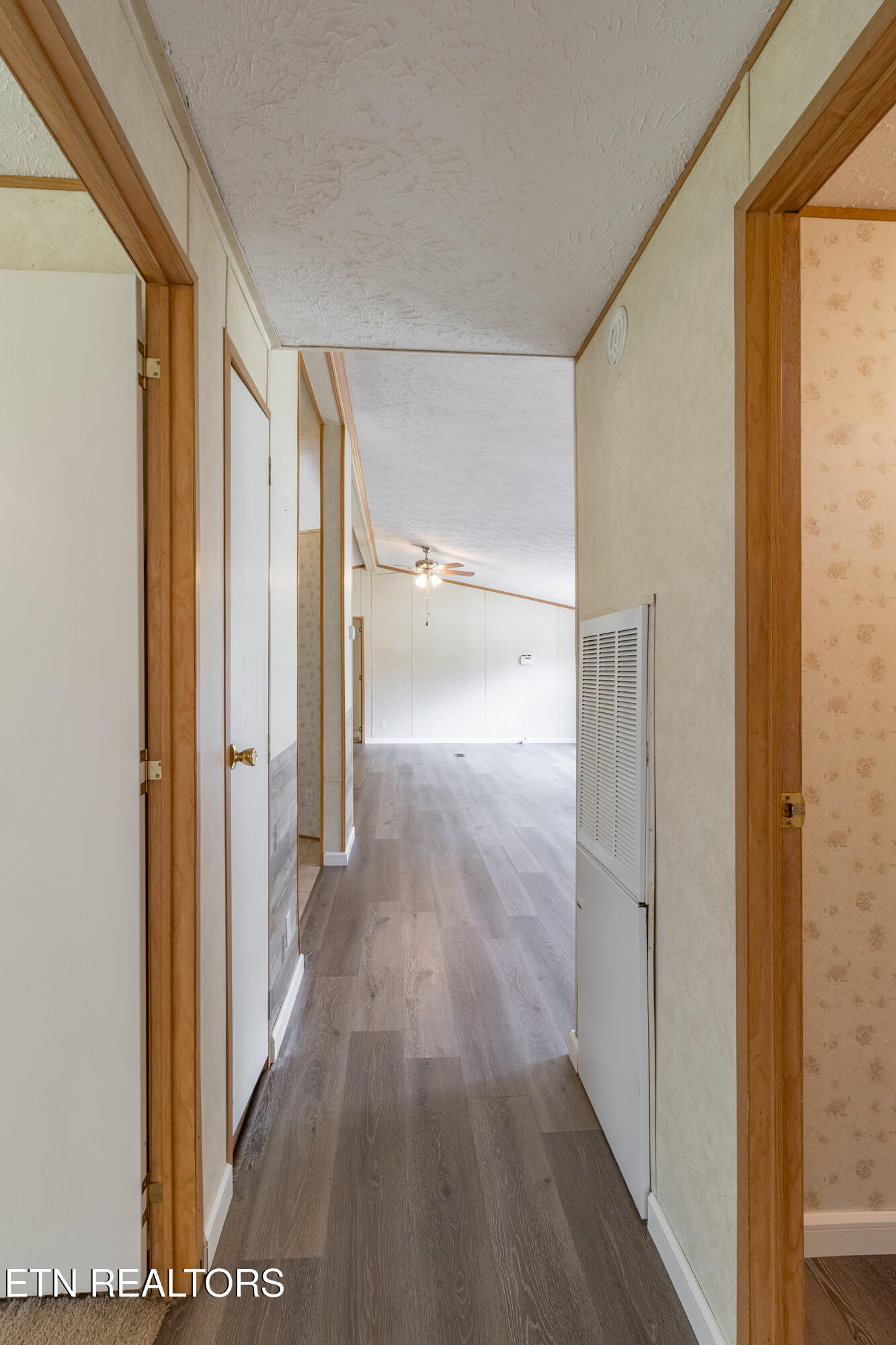 159 Cutters Lane Clinton, TN 37716 - Photo 27 of 34 _D5A8483-HDR