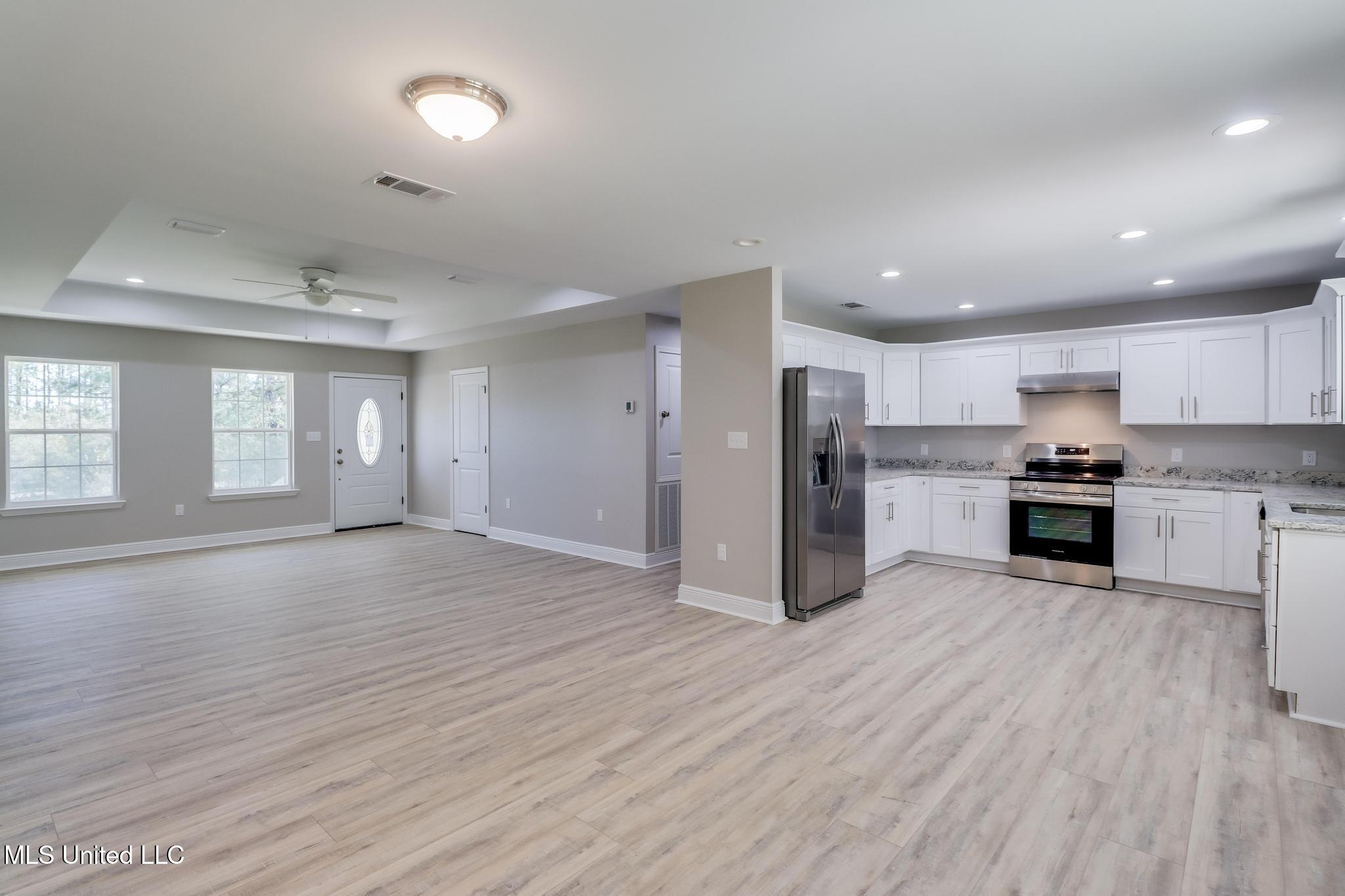 6590 Dummy Line Road Picayune, MS 39466 - Photo 11 of 26 IMG_0379-Edit