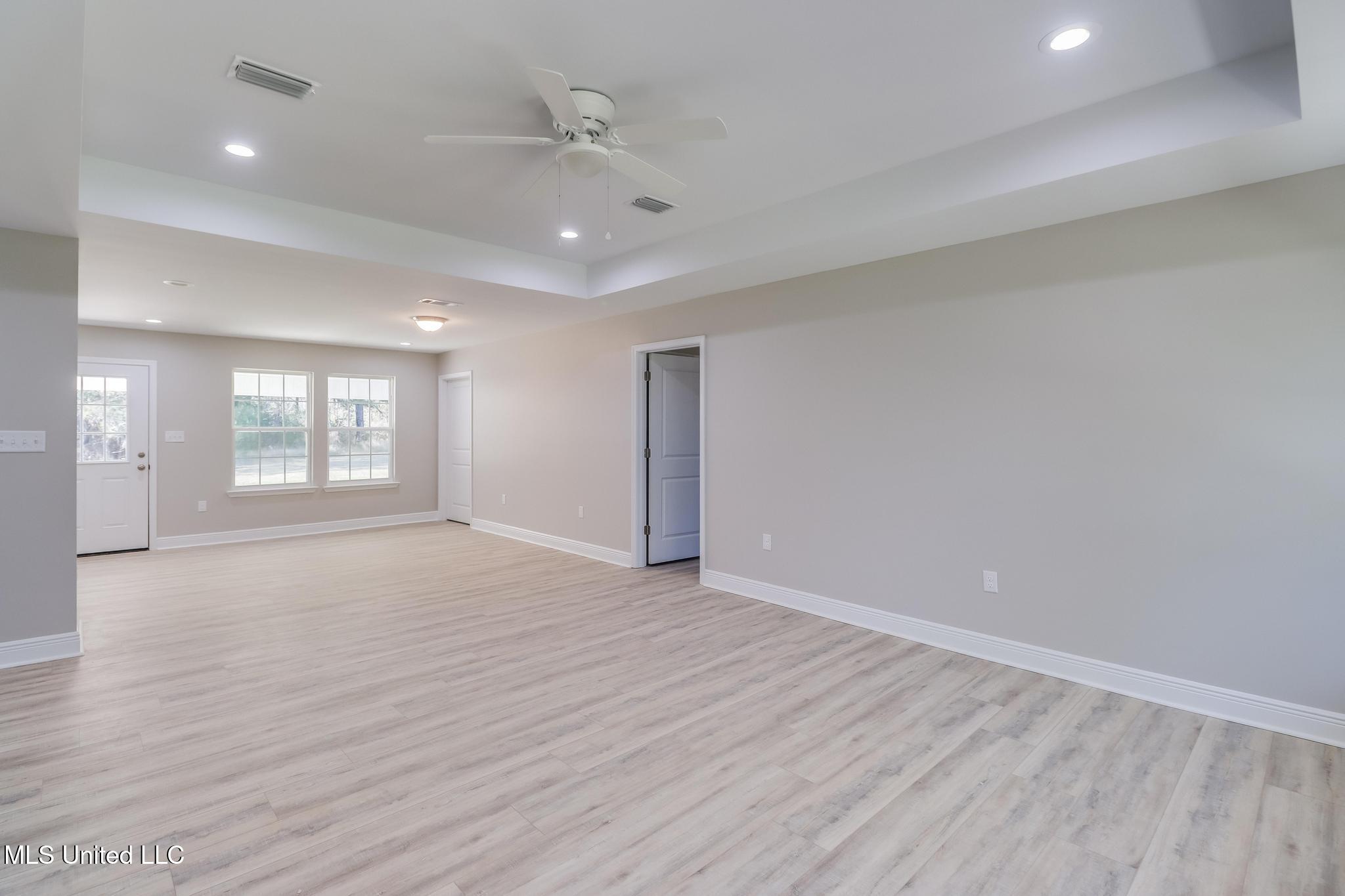 6590 Dummy Line Road Picayune, MS 39466 - Photo 7 of 26 IMG_0352-Edit