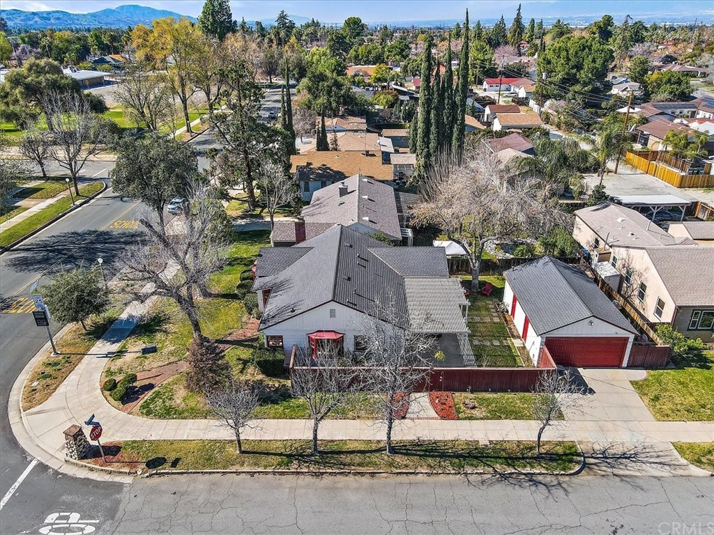 939 East Colton Avenue Redlands, CA 92374 - Photo 28 of 34