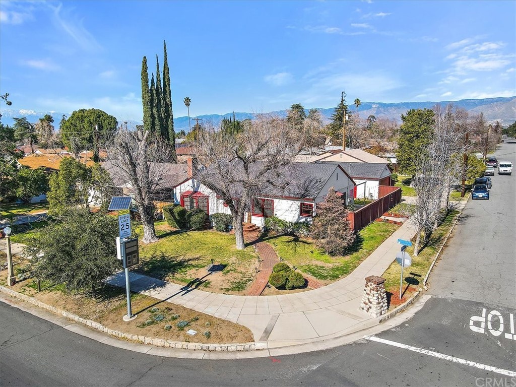 939 East Colton Avenue Redlands, CA 92374 - Photo 31 of 34