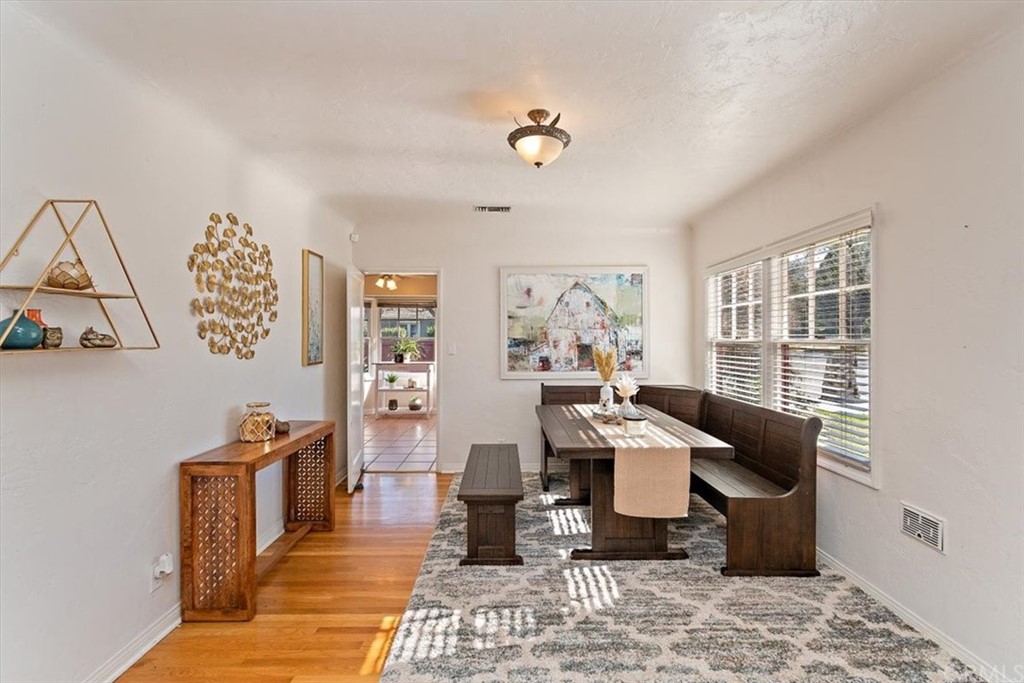 939 East Colton Avenue Redlands, CA 92374 - Photo 7 of 34