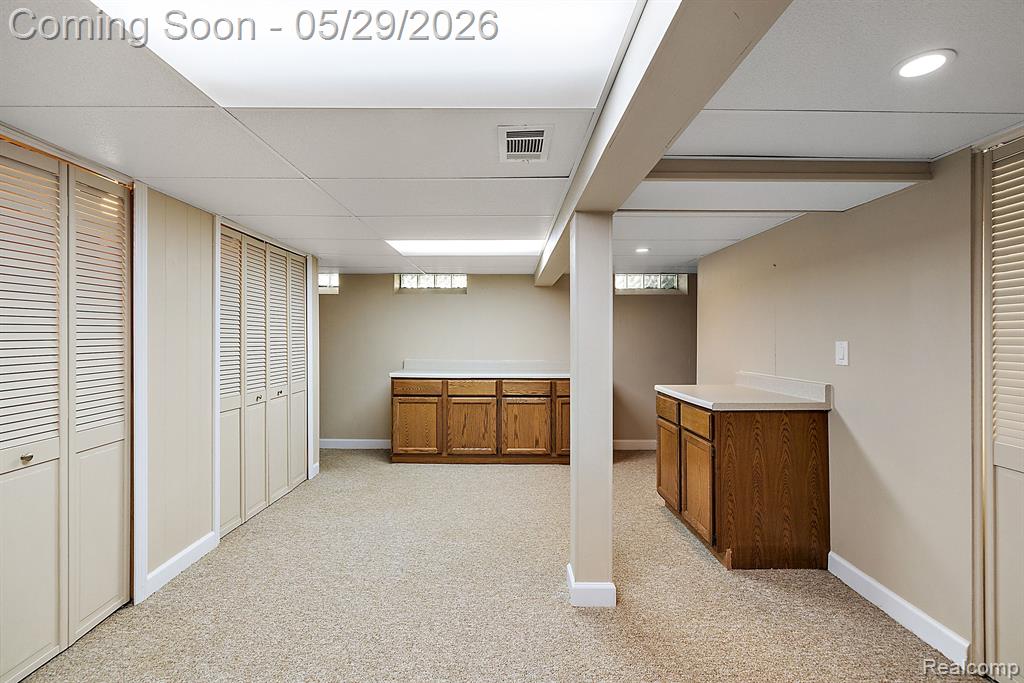 2546 Dorchester Road Birmingham, MI 48009 - Photo 32 of 48