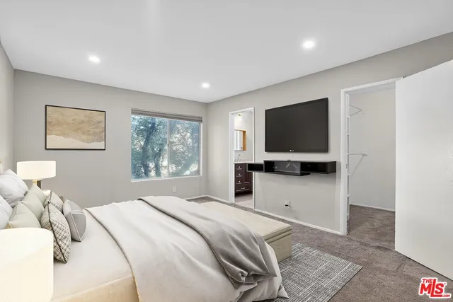 $525,000 | 12940 Riverside Drive, Unit 101, Sherman Oaks, CA 91423