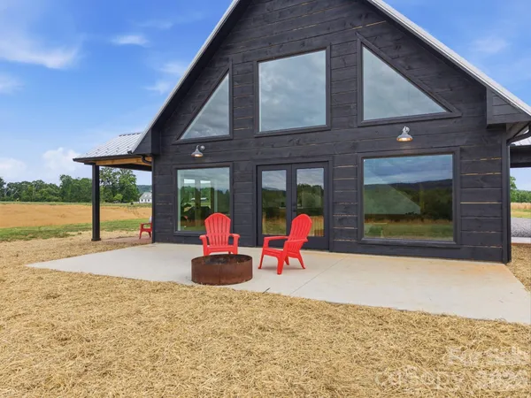 $789,900 | 211 Race Path Road, Union Grove, NC 28689