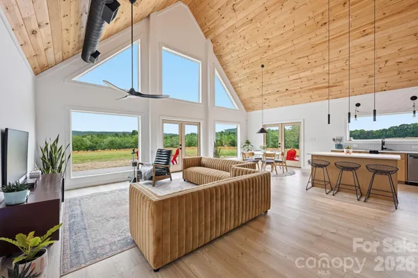 $789,900 | 211 Race Path Road, Union Grove, NC 28689