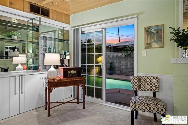 $875,000 | 572 North Calle Marcus, Palm Springs, CA 92262