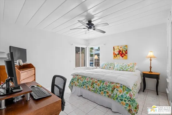 $875,000 | 572 North Calle Marcus, Palm Springs, CA 92262