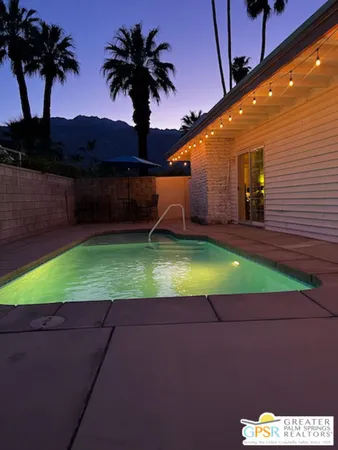 $875,000 | 572 North Calle Marcus, Palm Springs, CA 92262