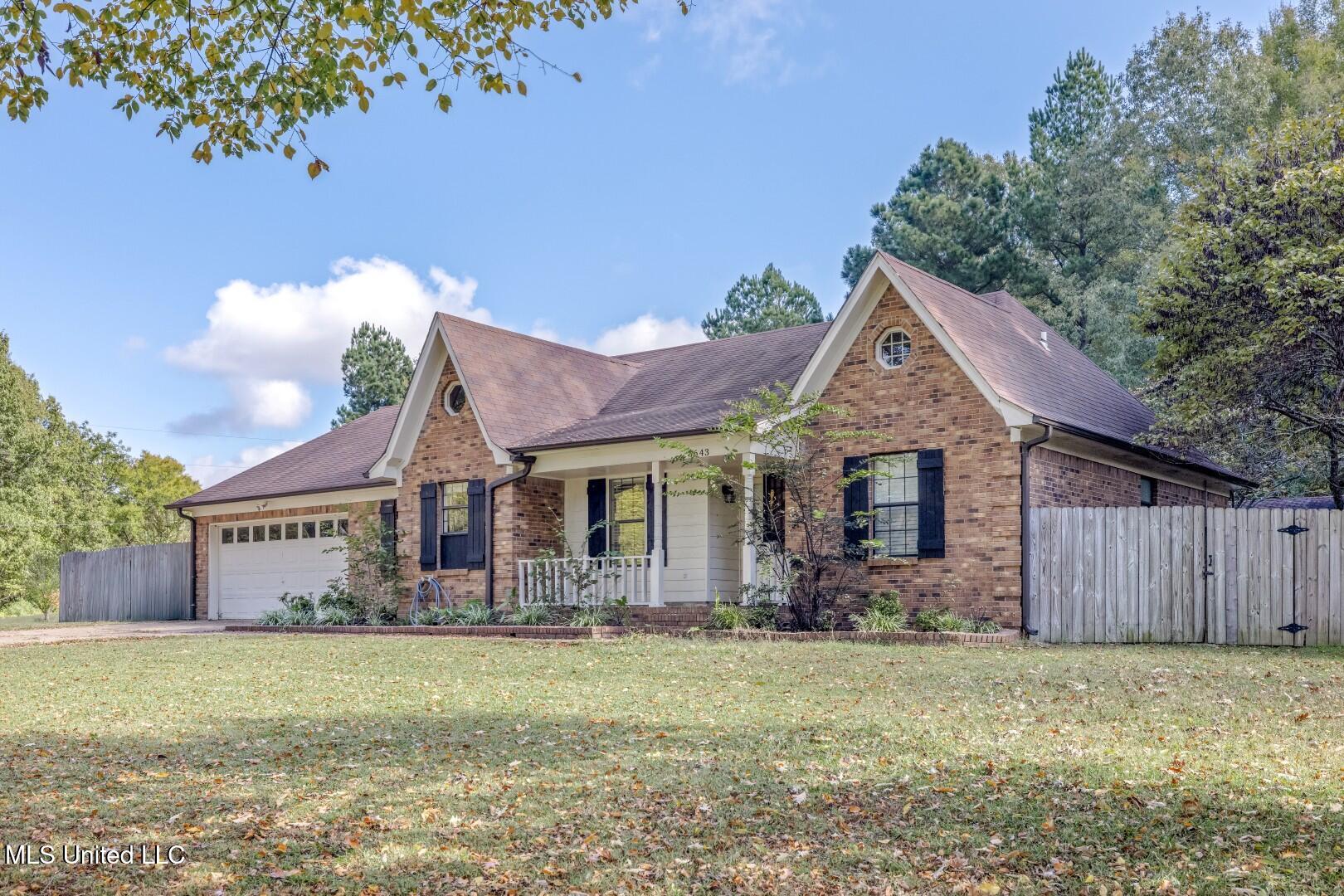 6643 Hummingbird Cove Olive Branch, MS 38654 - Photo 1 of 35 front