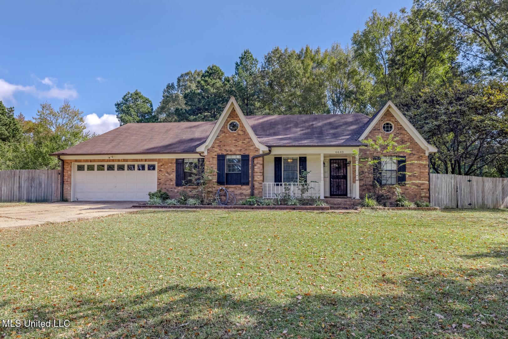 6643 Hummingbird Cove Olive Branch, MS 38654 - Photo 2 of 35 IMG_0790