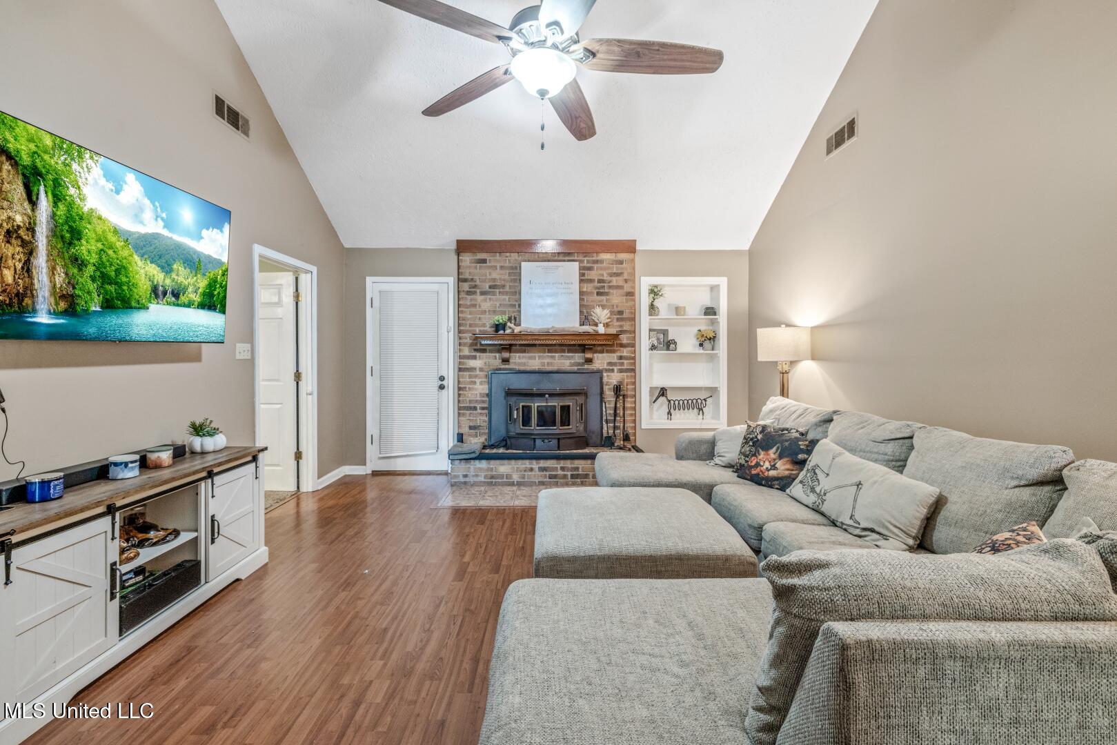 6643 Hummingbird Cove Olive Branch, MS 38654 - Photo 6 of 35 IMG_0801