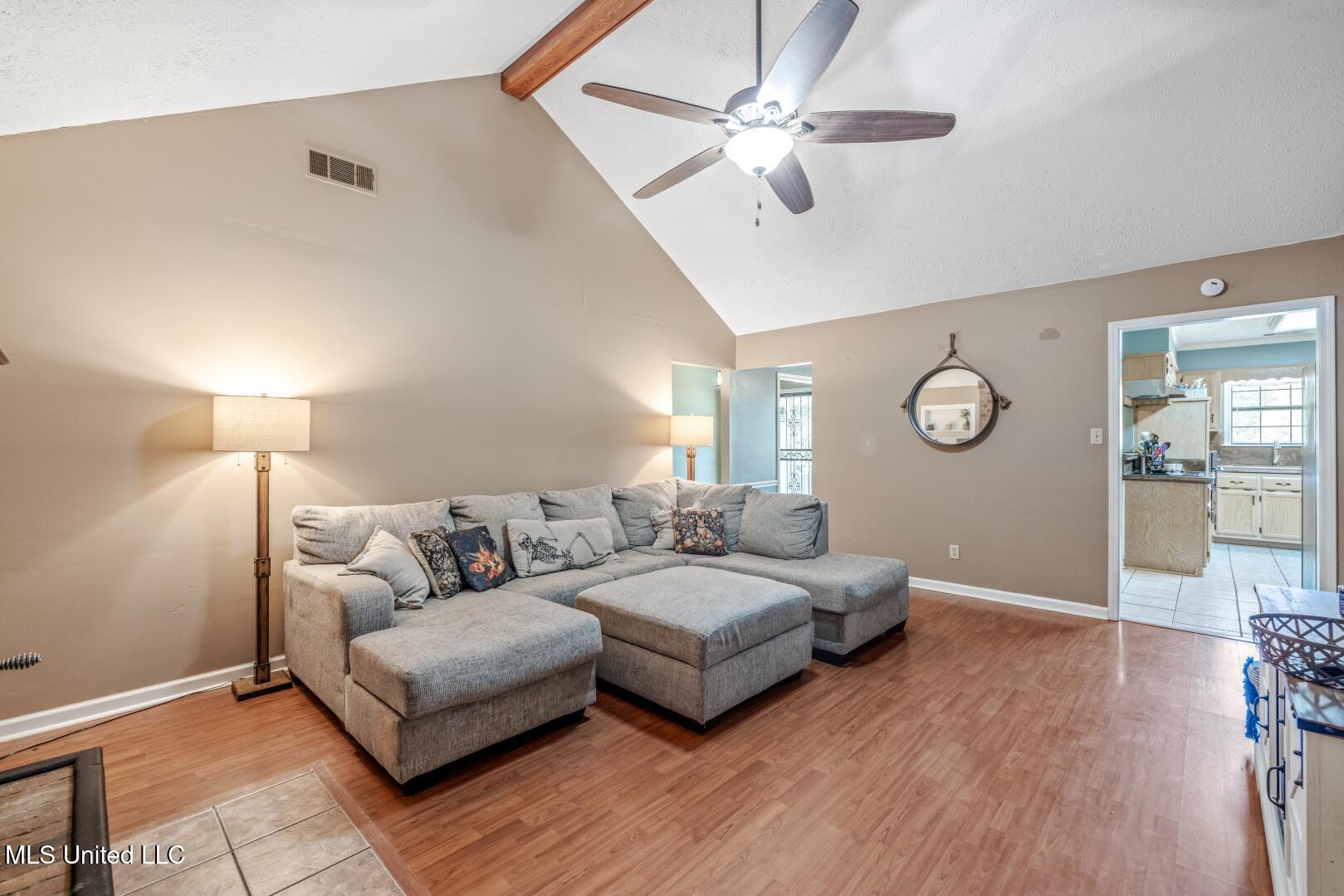 6643 Hummingbird Cove Olive Branch, MS 38654 - Photo 7 of 35 IMG_0816