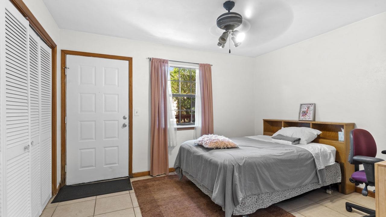 1808 Jackson Bluff Road, Unit D Tallahassee, FL 32304 - Photo 8 of 30 Gallery Image 8