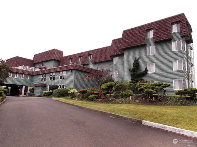a close up of a street sign