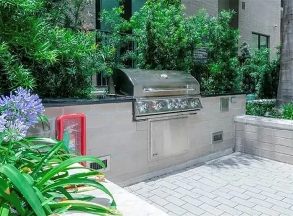 $2,921 | 1535 Canal Street, Unit 731, New Orleans, LA 70112