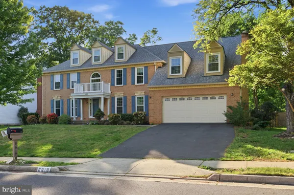 $1,179,000 | 8619 Oak Chase Circle, Fairfax Station, VA 22039