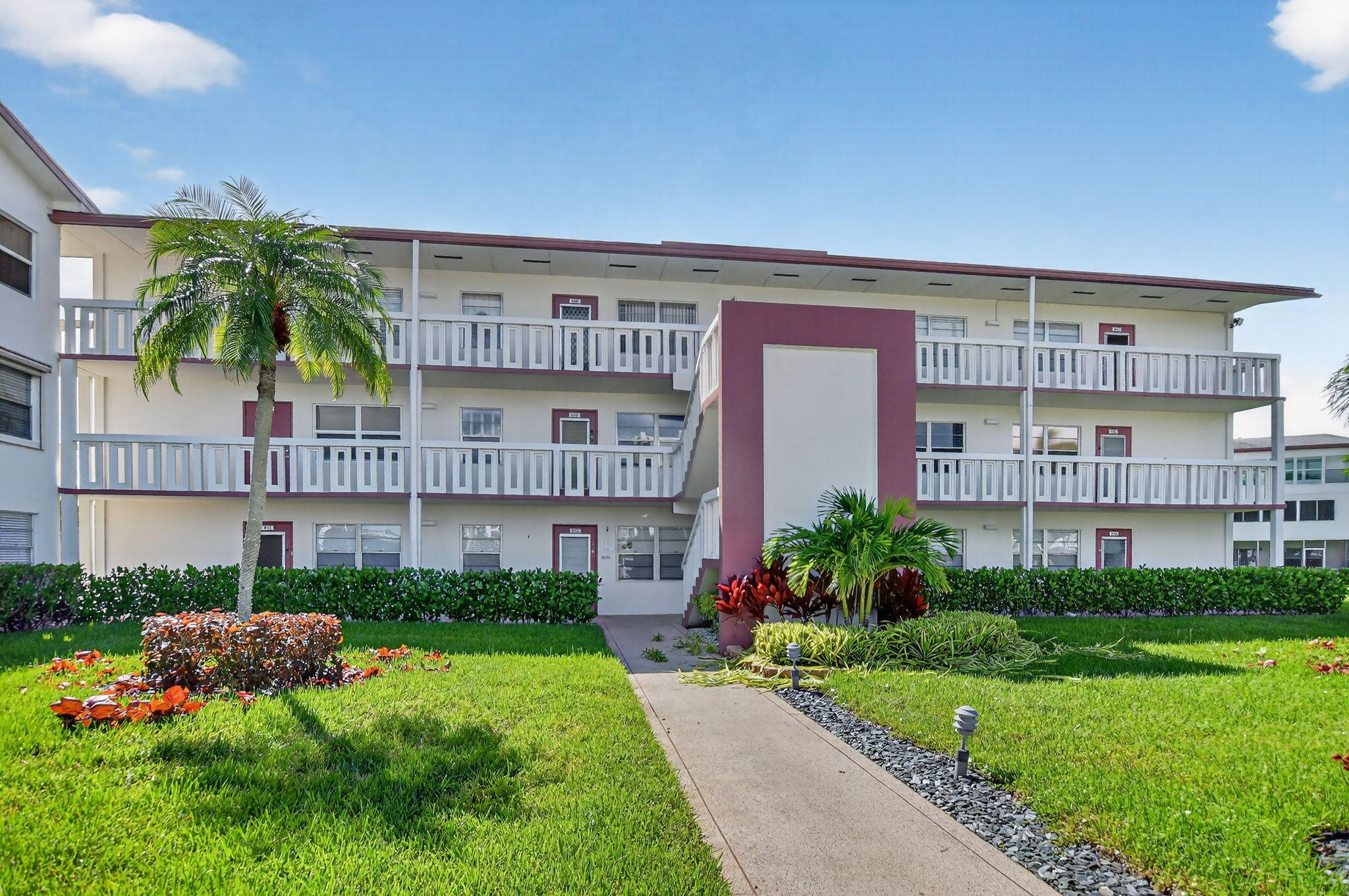 27 Fanshaw A Boca Raton, FL 33434 - Photo 22 of 26 1-web-or-mls-002_DSC_2784