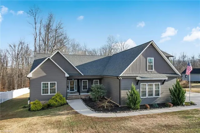 $459,900 | 8402 Spearman Road, Reidsville, NC 27320