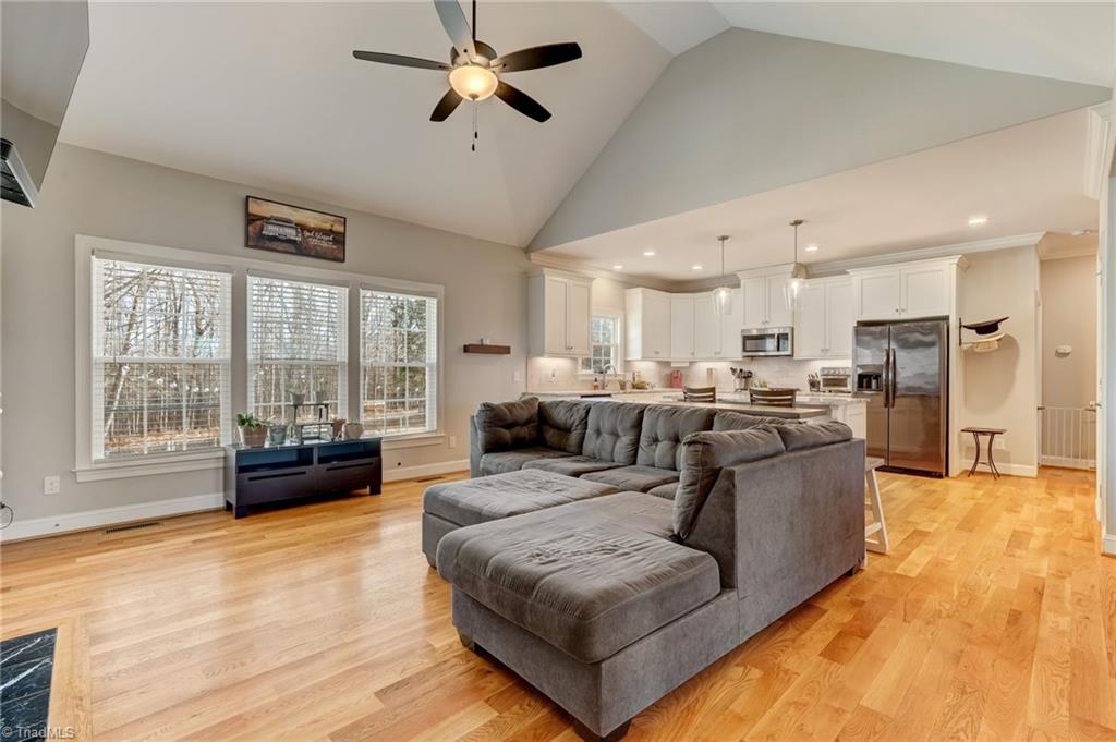 8402 Spearman Road Reidsville, NC 27320 - Photo 12 of 39