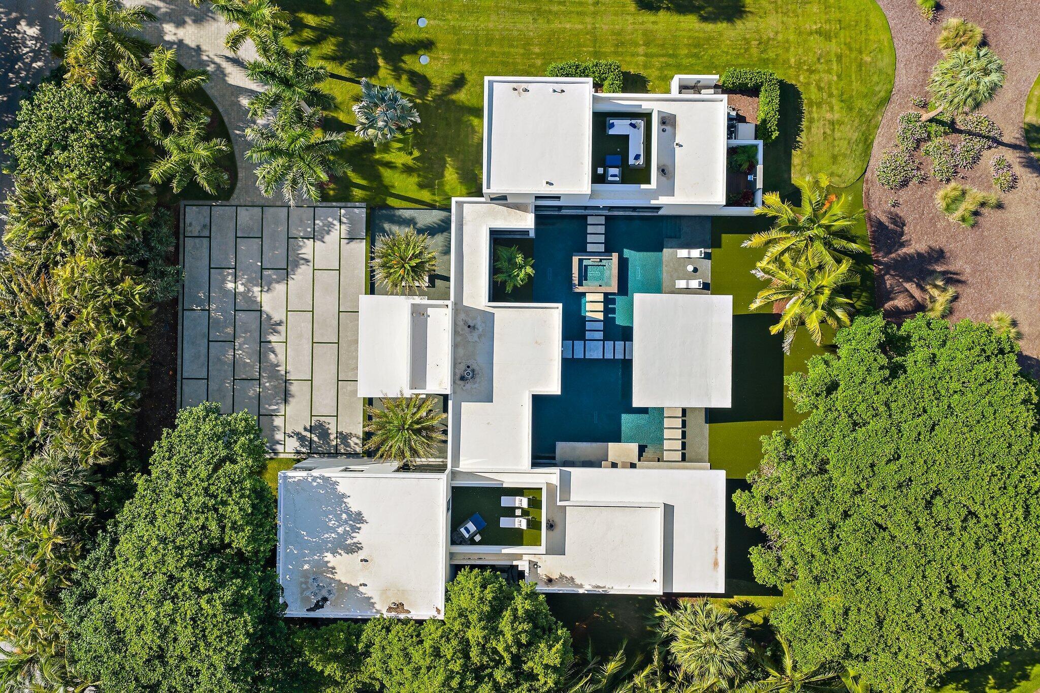 12 North Beach Road Jupiter Island, FL 33455 - Photo 47 of 62 016-12NBeachRd-HobeSound-SMALL