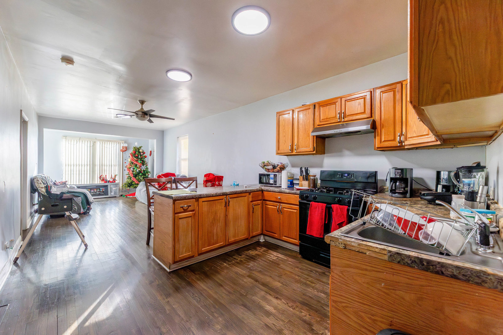 7508 West 59th Street Summit, IL 60501 - Photo 7 of 30