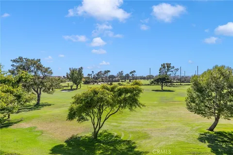 $4,795,000 | 1075 Granville Drive, Newport Beach, CA 92660
