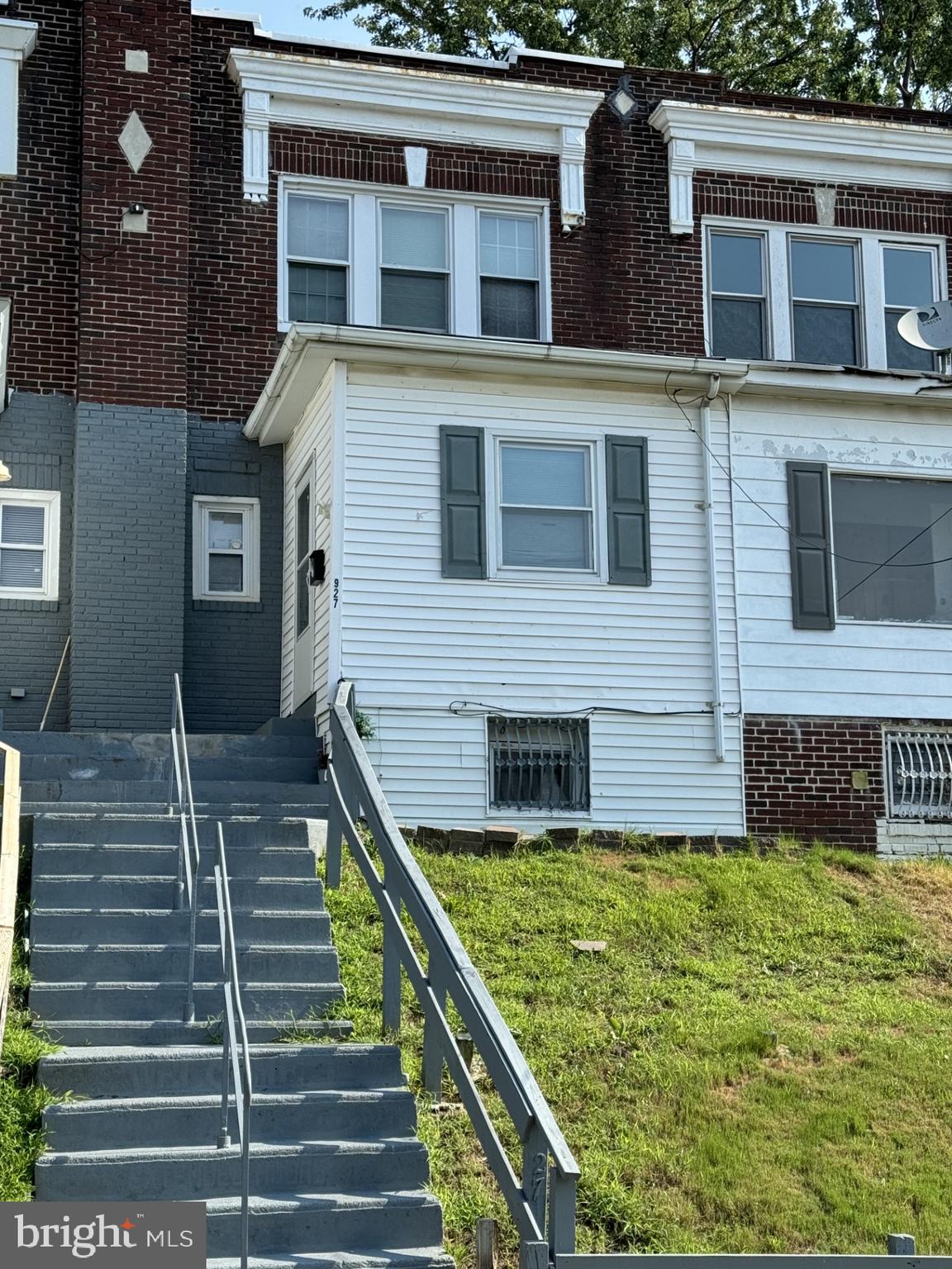 927 Keystone Road Chester, PA 19013 - Photo 1 of 26