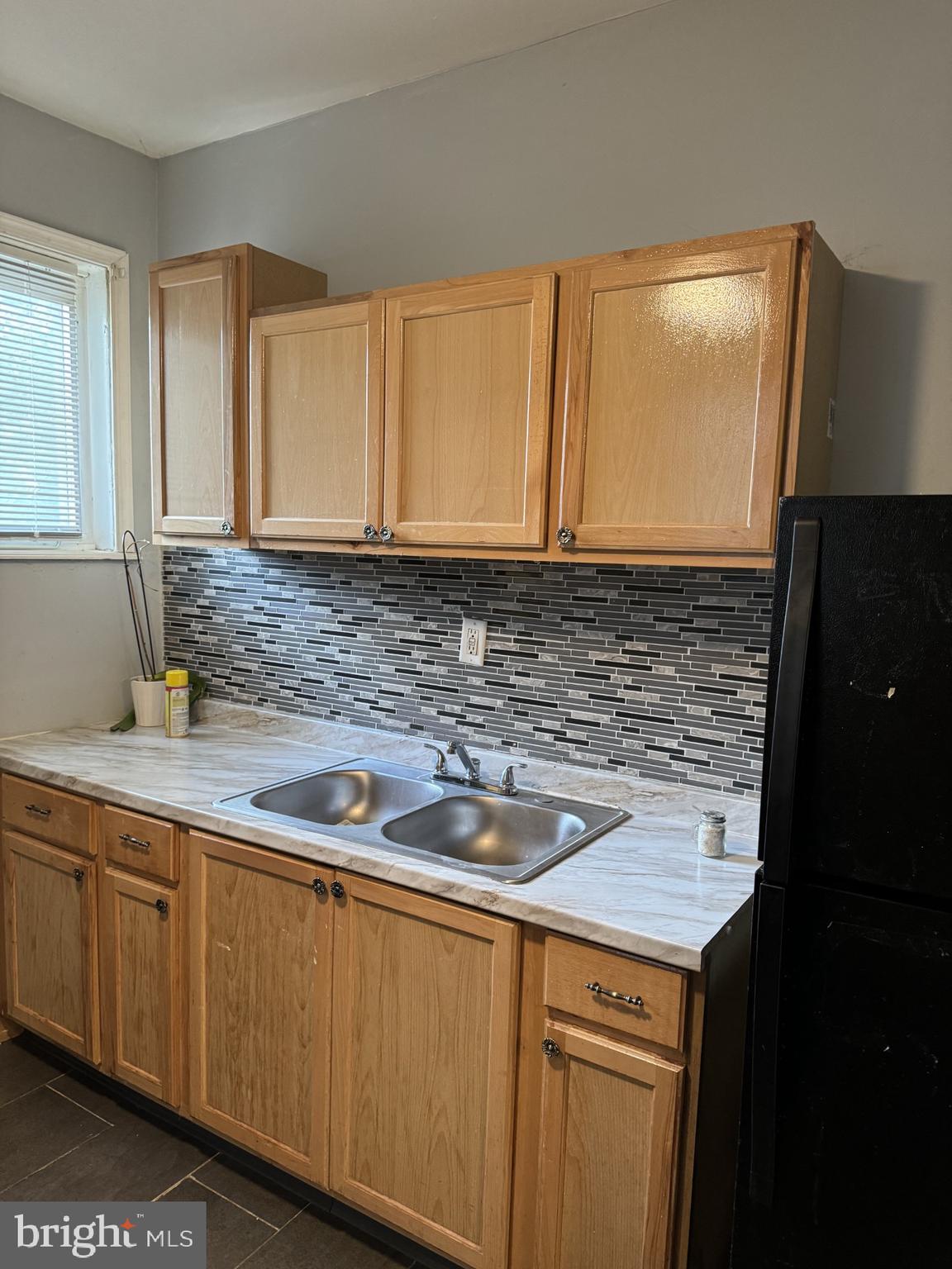 927 Keystone Road Chester, PA 19013 - Photo 8 of 26 Kitchen