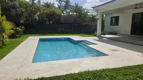 $2,737,000 | 6221 Southwest 60th Street, South Miami, FL 33143