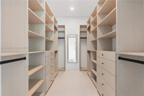 $2,736,000 | 6221 Southwest 60th Street, South Miami, FL 33143