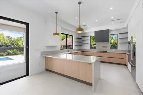 $2,736,000 | 6221 Southwest 60th Street, South Miami, FL 33143