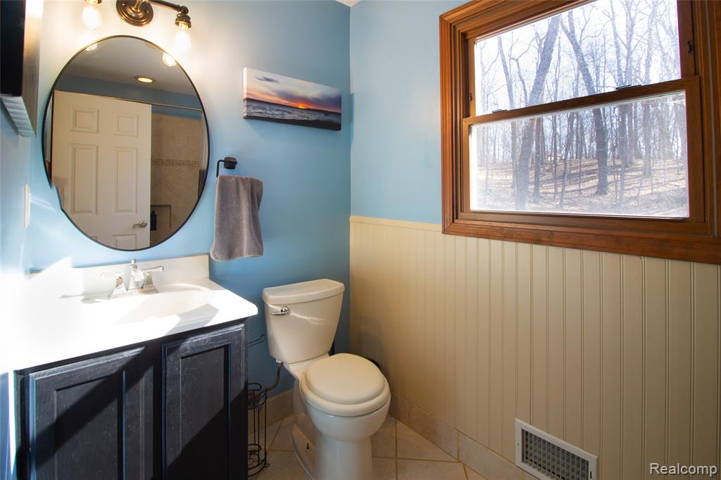 2477 Spruce Ridge Howell, MI 48855 - Photo 26 of 28