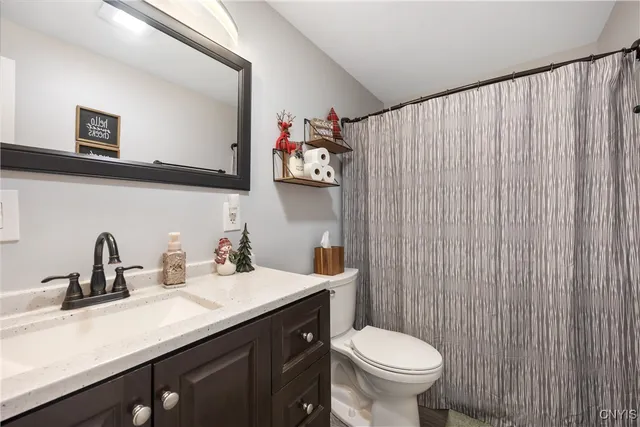 $279,900 | 8025 Bamm Hollow Road, Clay, NY 13041