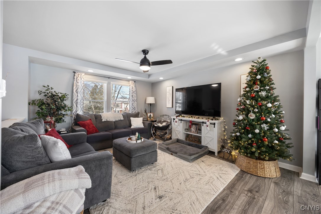 8025 Bamm Hollow Road Clay, NY 13041 - Photo 4 of 27