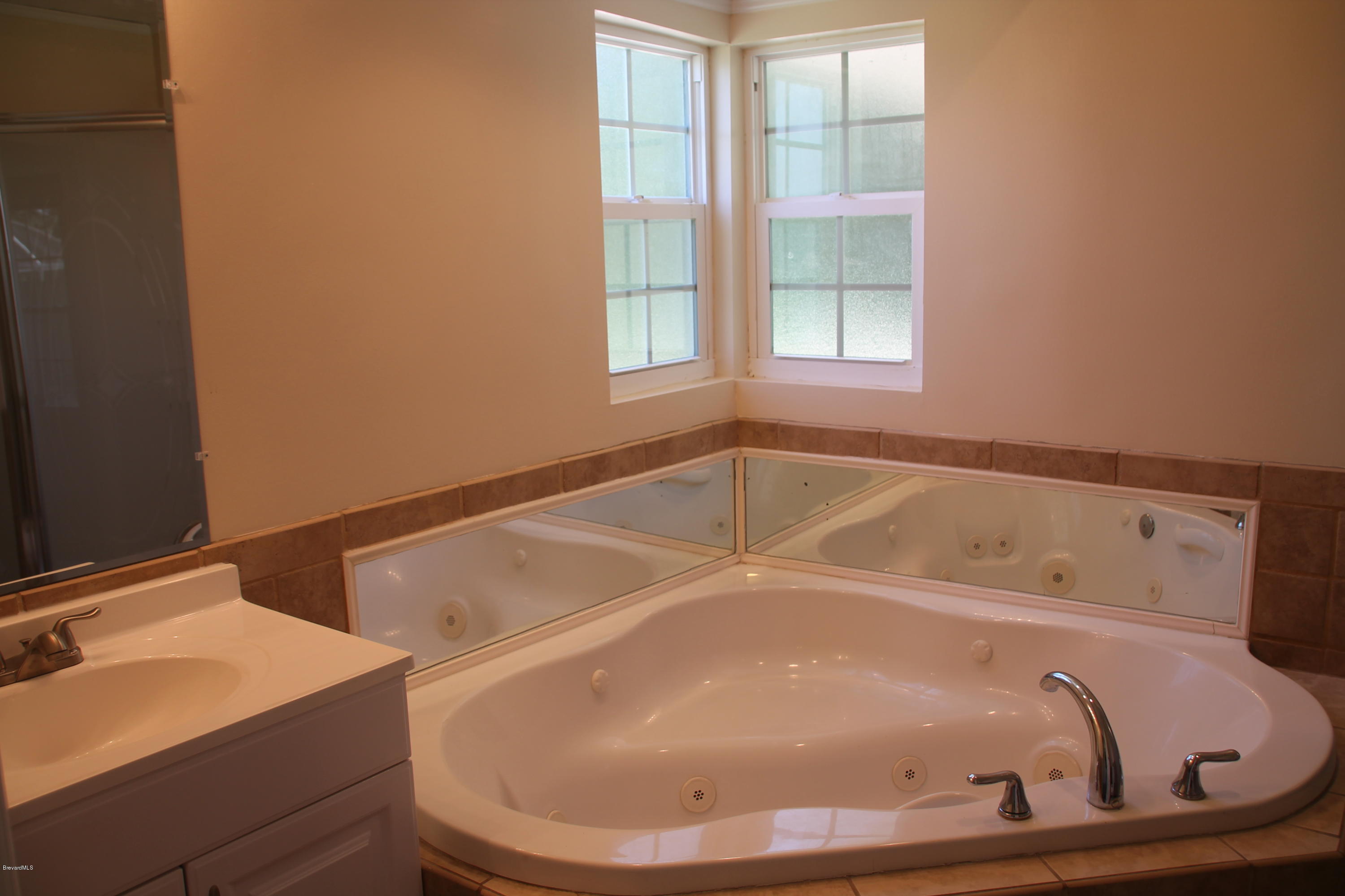 941 Riviera Drive Northeast Palm Bay, FL 32905 - Photo 9 of 15 Delmonico 057