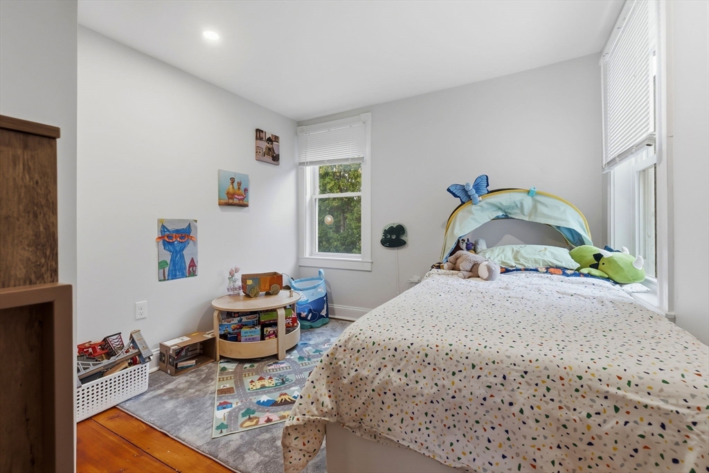 291 Main Street Amesbury, MA 01913 - Photo 22 of 42