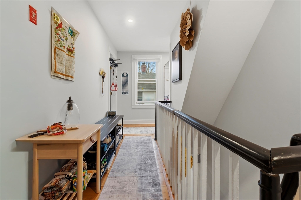 291 Main Street Amesbury, MA 01913 - Photo 23 of 42