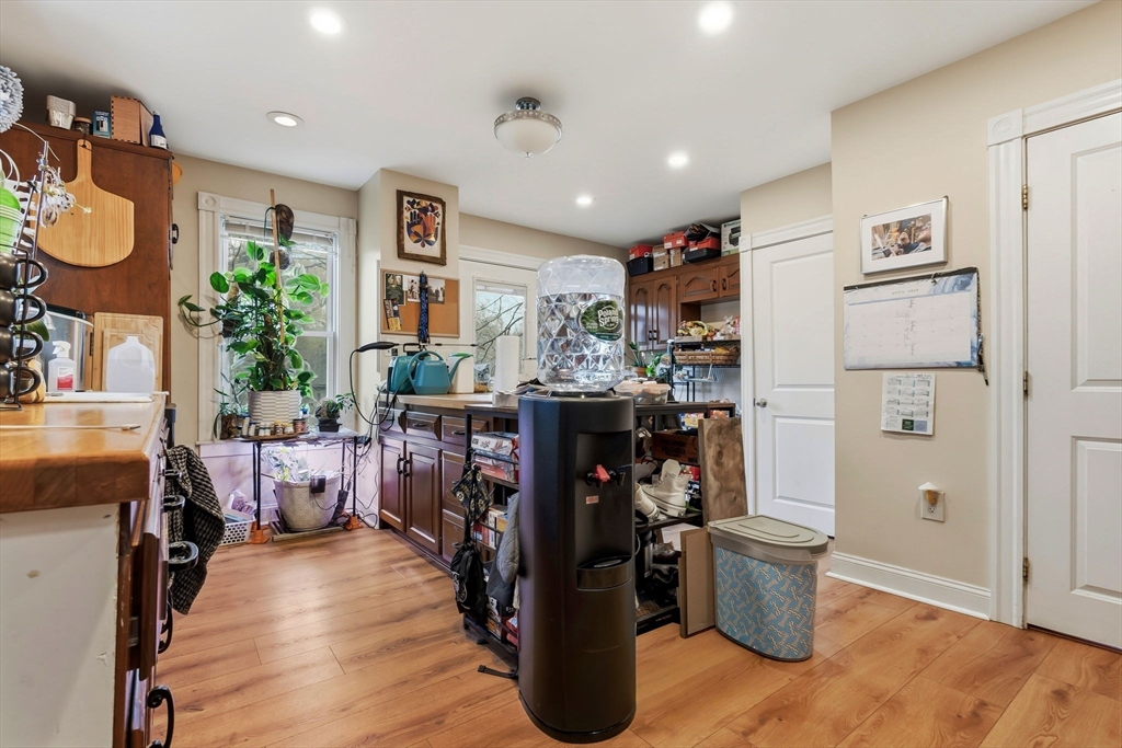 291 Main Street Amesbury, MA 01913 - Photo 29 of 42