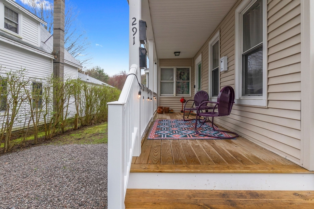 291 Main Street Amesbury, MA 01913 - Photo 3 of 42