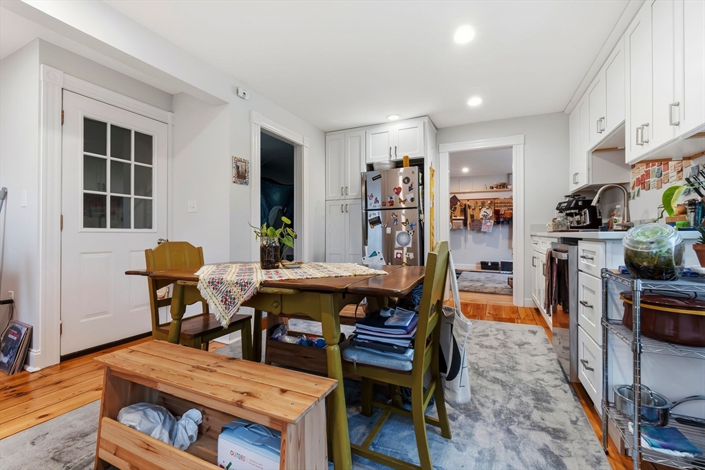 291 Main Street Amesbury, MA 01913 - Photo 8 of 42