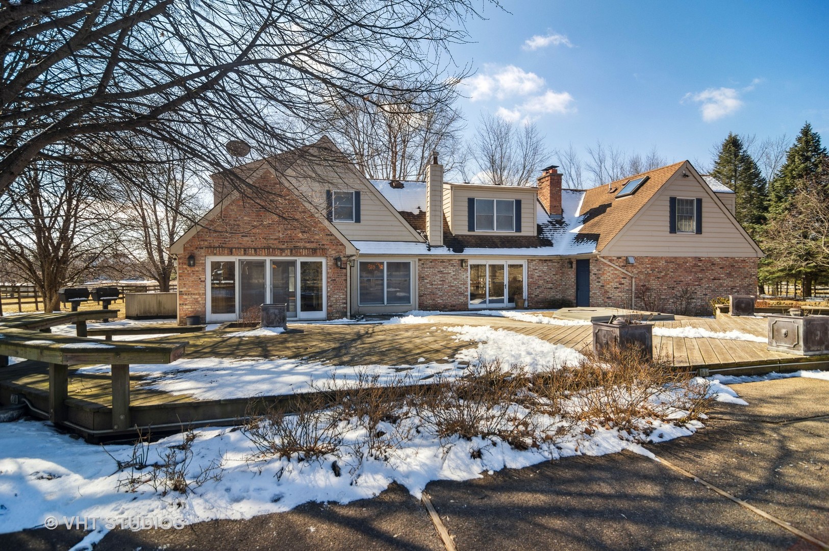 5 Little Bend Road Barrington Hills, IL 60010 - Photo 3 of 4 a front view of a house with a yard